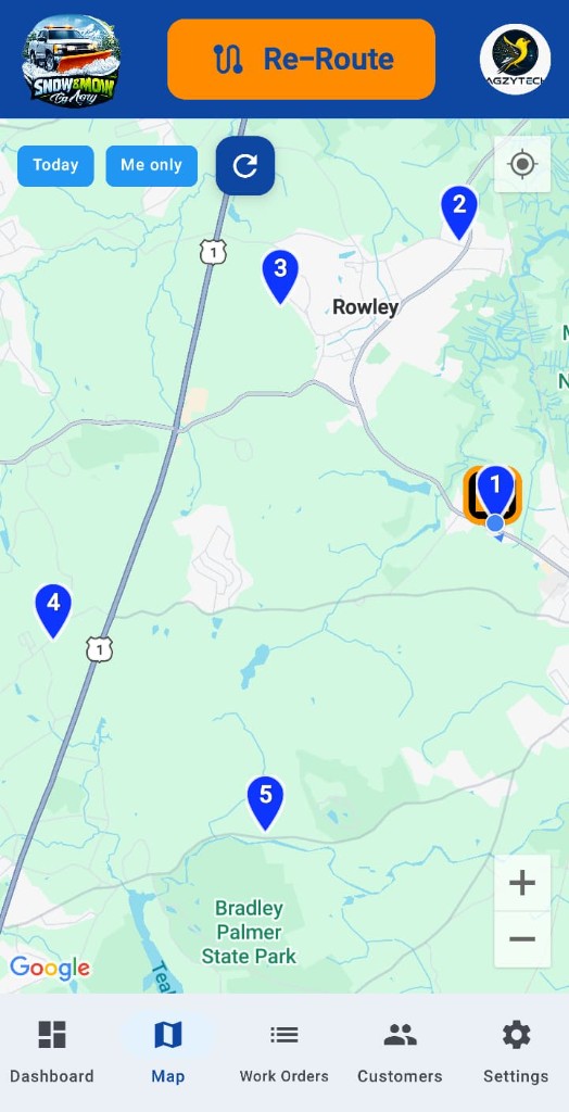 Snow&Mow crew app map with live job pins